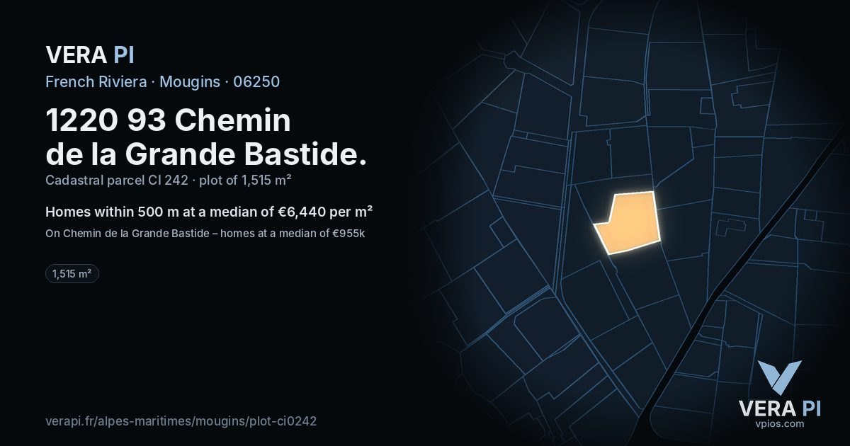 1220 93 Chemin de la Grande Bastide, Mougins at night – the plot lit, the parcels around coloured by the prices near them