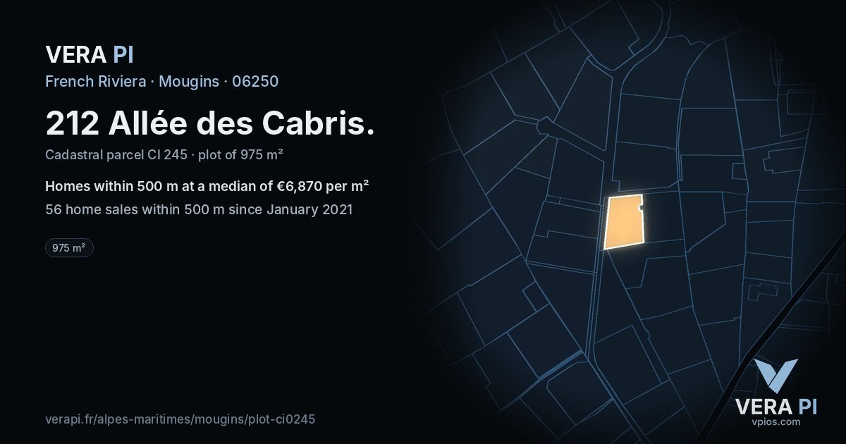 212 Allée des Cabris, Mougins at night – the plot lit, the parcels around coloured by the prices near them