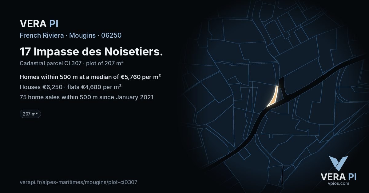 17 Impasse des Noisetiers, Mougins at night – the plot lit, the parcels around coloured by the prices near them