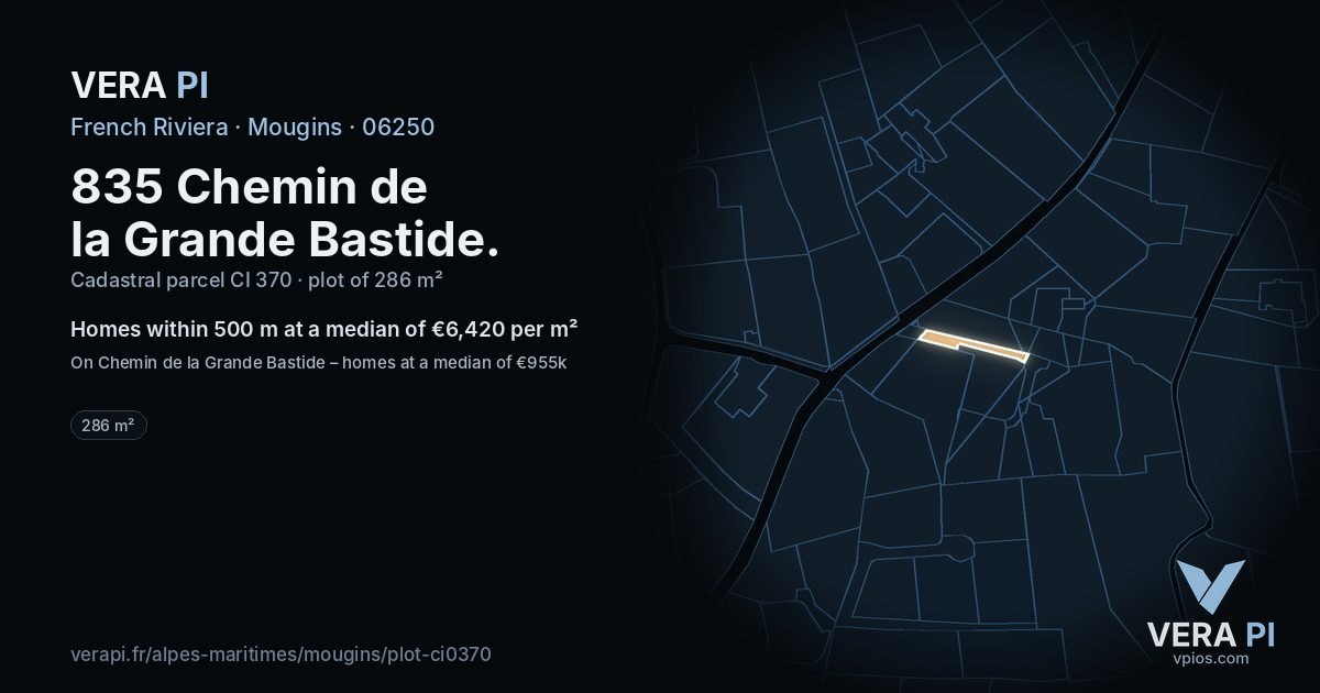 835 Chemin de la Grande Bastide, Mougins at night – the plot lit, the parcels around coloured by the prices near them