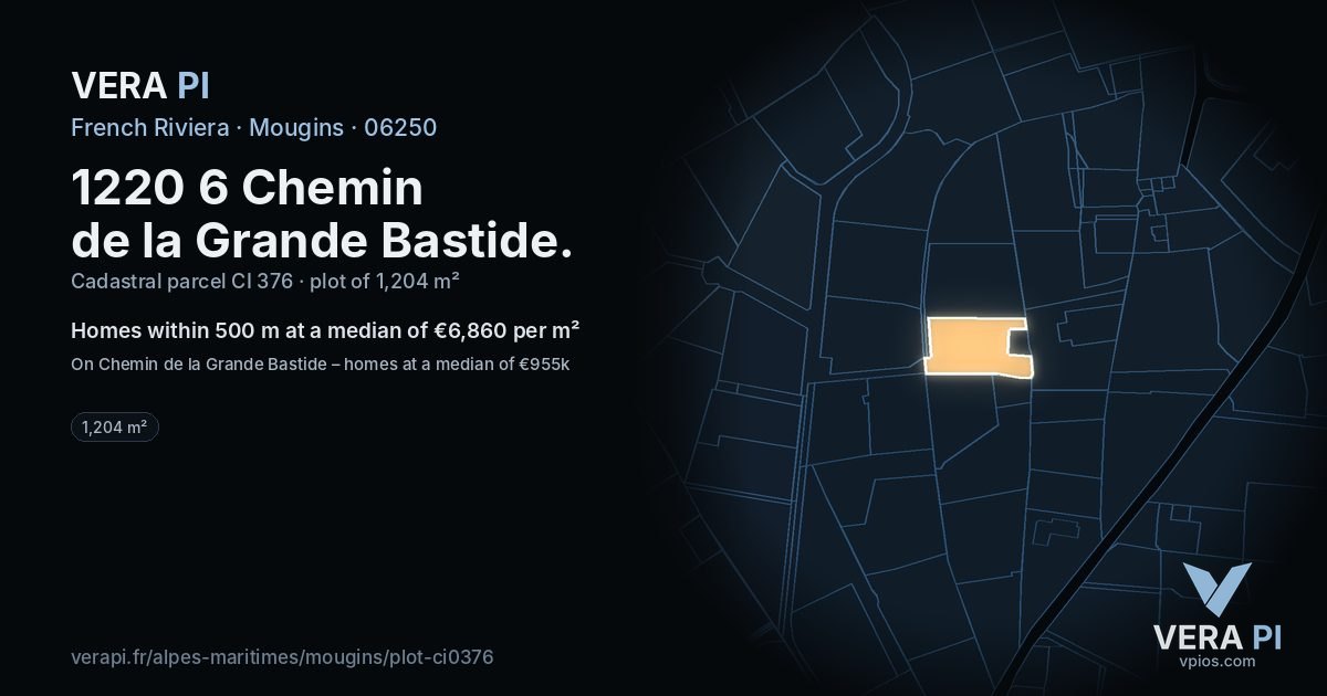 1220 6 Chemin de la Grande Bastide, Mougins at night – the plot lit, the parcels around coloured by the prices near them