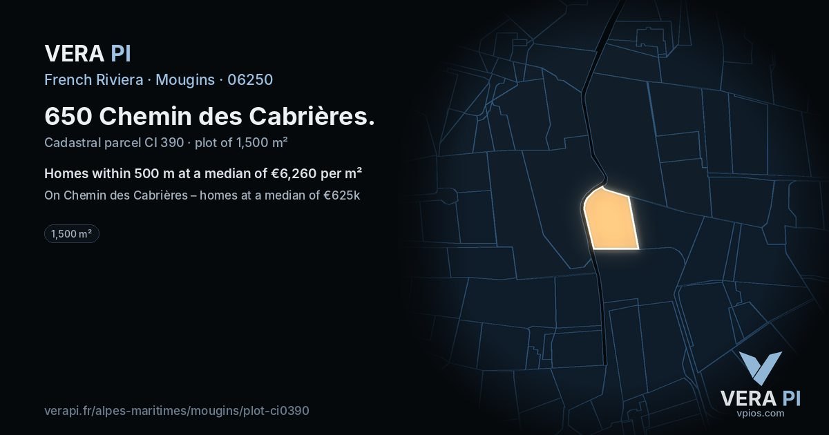 650 Chemin des Cabrières, Mougins at night – the plot lit, the parcels around coloured by the prices near them