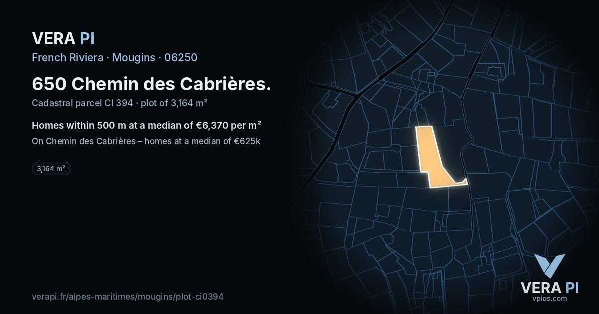 650 Chemin des Cabrières, Mougins at night – the plot lit, the parcels around coloured by the prices near them