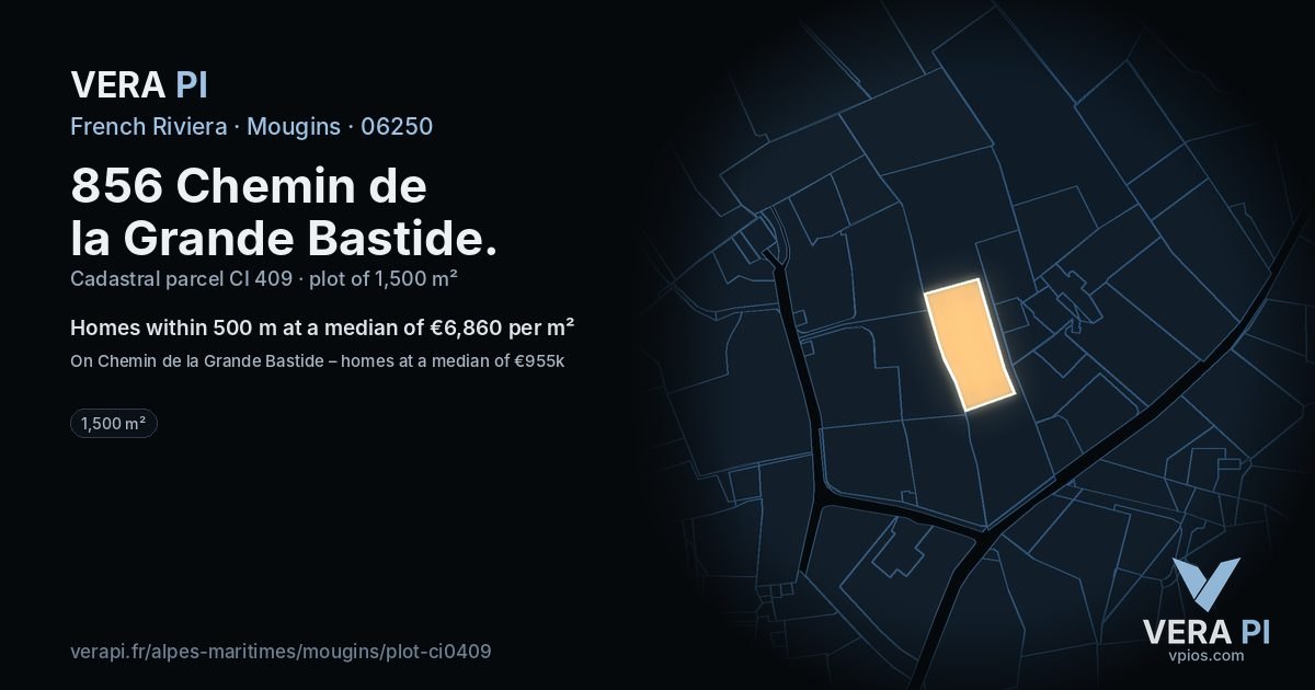 856 Chemin de la Grande Bastide, Mougins at night – the plot lit, the parcels around coloured by the prices near them