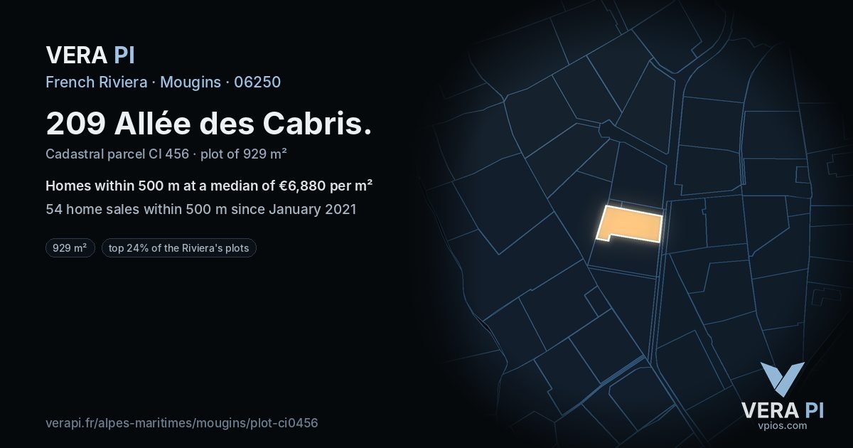 209 Allée des Cabris, Mougins at night – the plot lit, the parcels around coloured by the prices near them