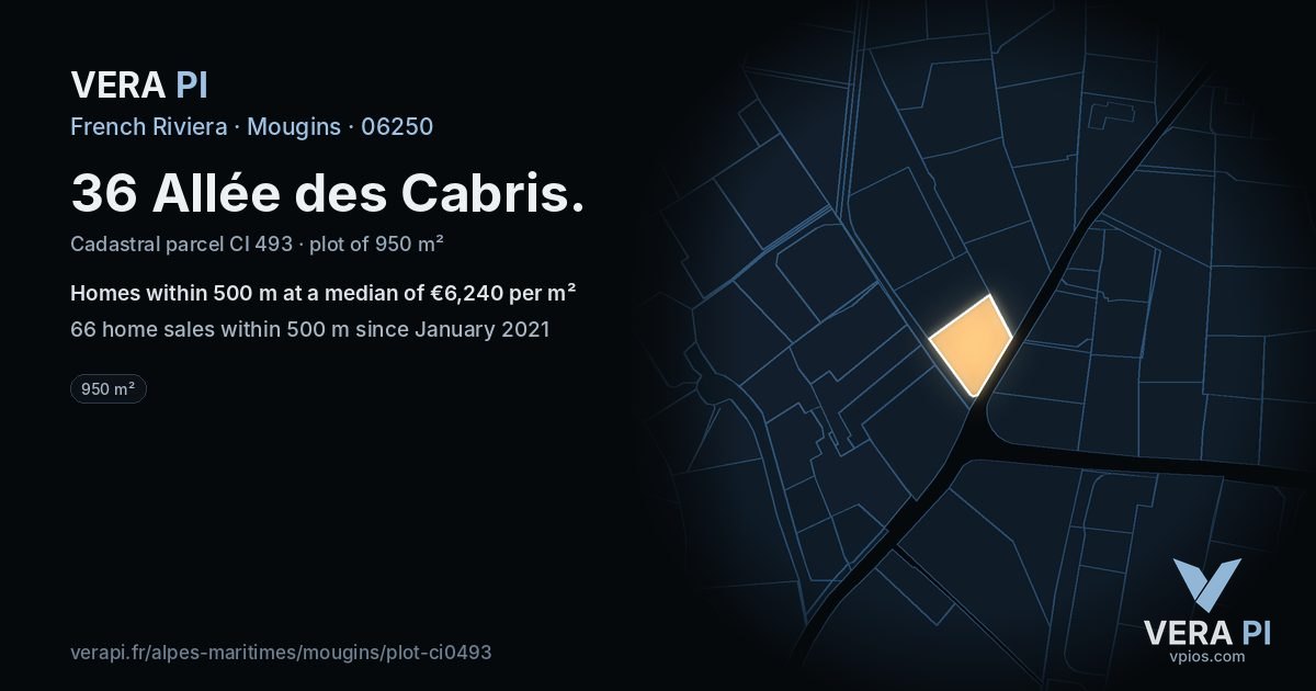 36 Allée des Cabris, Mougins at night – the plot lit, the parcels around coloured by the prices near them
