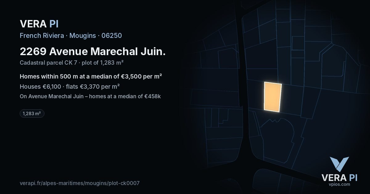 2269 Avenue Marechal Juin, Mougins at night – the plot lit, the parcels around coloured by the prices near them