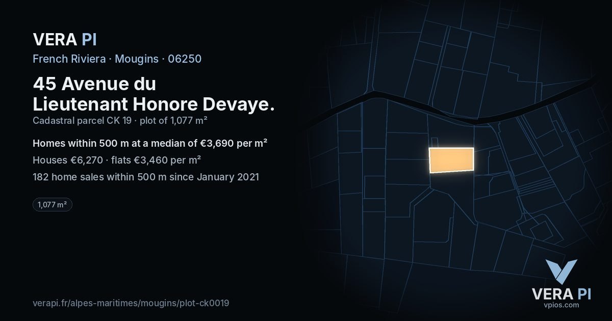 45 Avenue du Lieutenant Honore Devaye, Mougins at night – the plot lit, the parcels around coloured by the prices near them