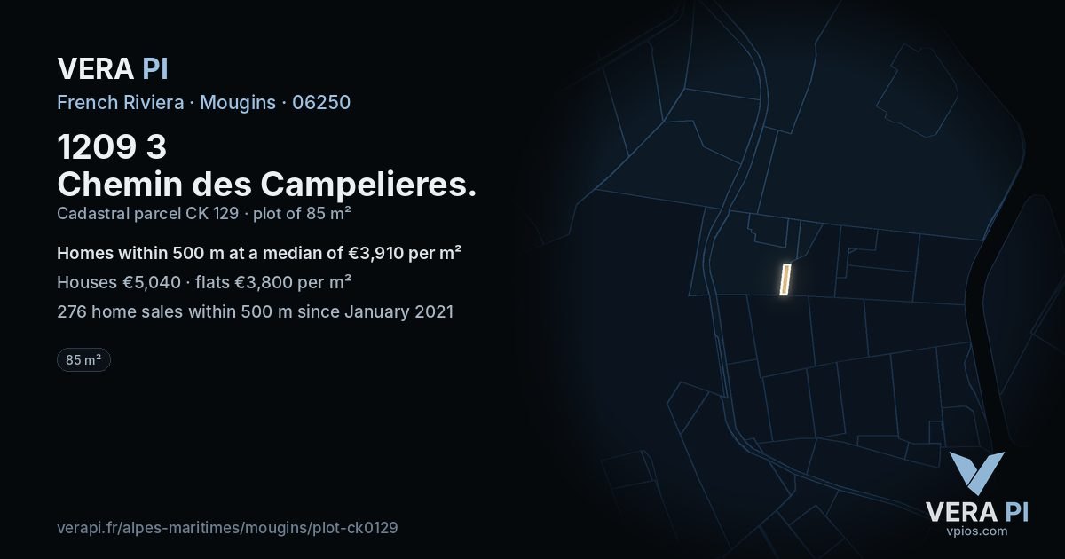 1209 3 Chemin des Campelieres, Mougins at night – the plot lit, the parcels around coloured by the prices near them