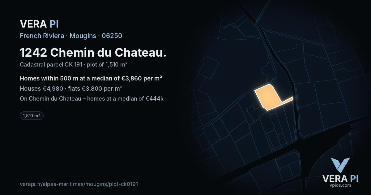 1242 Chemin du Chateau, Mougins at night – the plot lit, the parcels around coloured by the prices near them