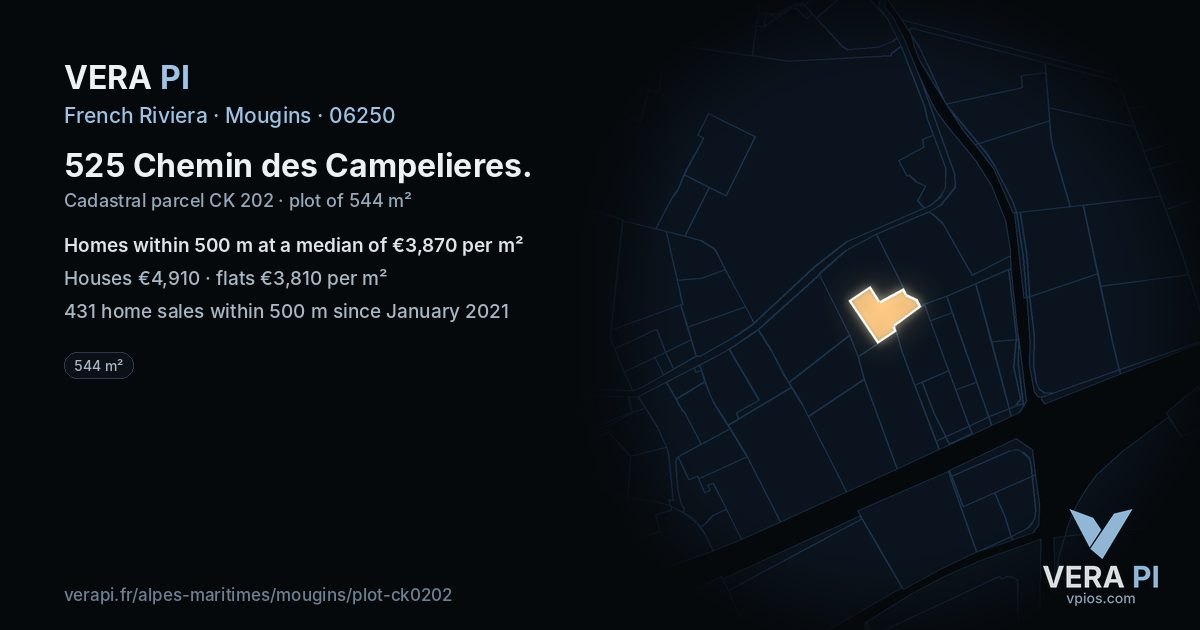 525 Chemin des Campelieres, Mougins at night – the plot lit, the parcels around coloured by the prices near them