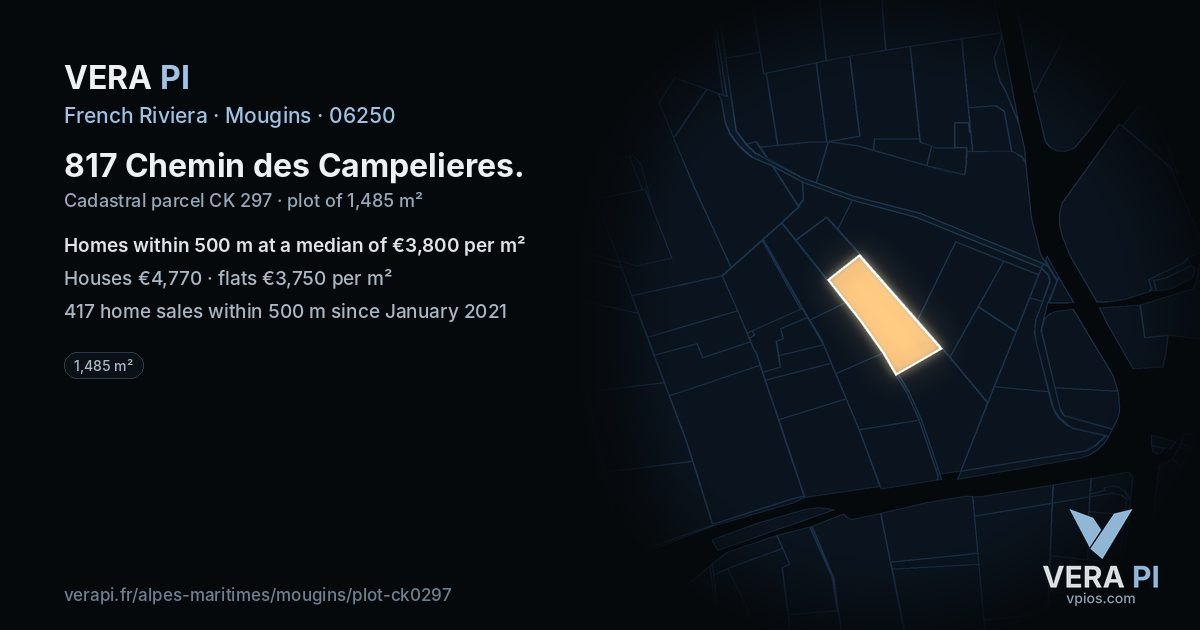 817 Chemin des Campelieres, Mougins at night – the plot lit, the parcels around coloured by the prices near them
