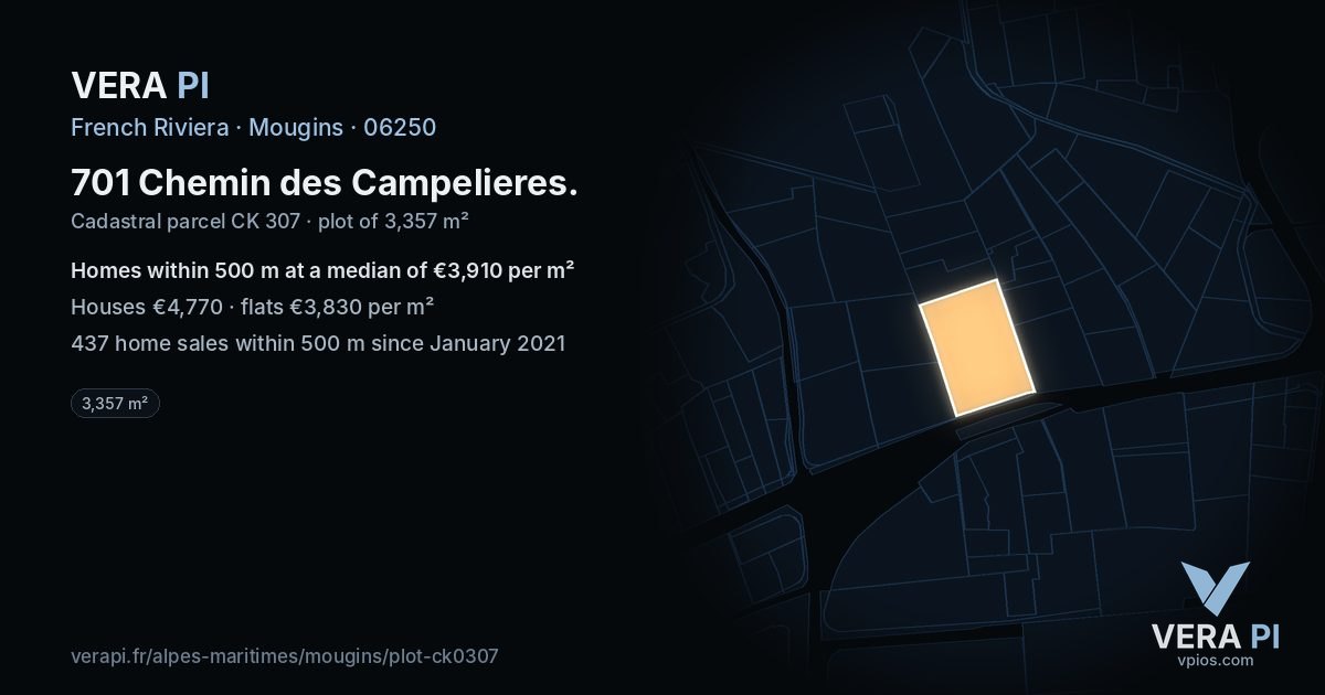 701 Chemin des Campelieres, Mougins at night – the plot lit, the parcels around coloured by the prices near them
