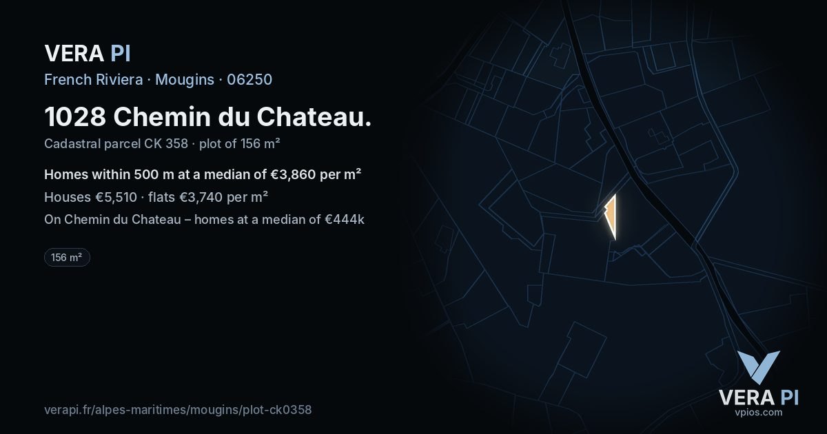 1028 Chemin du Chateau, Mougins at night – the plot lit, the parcels around coloured by the prices near them