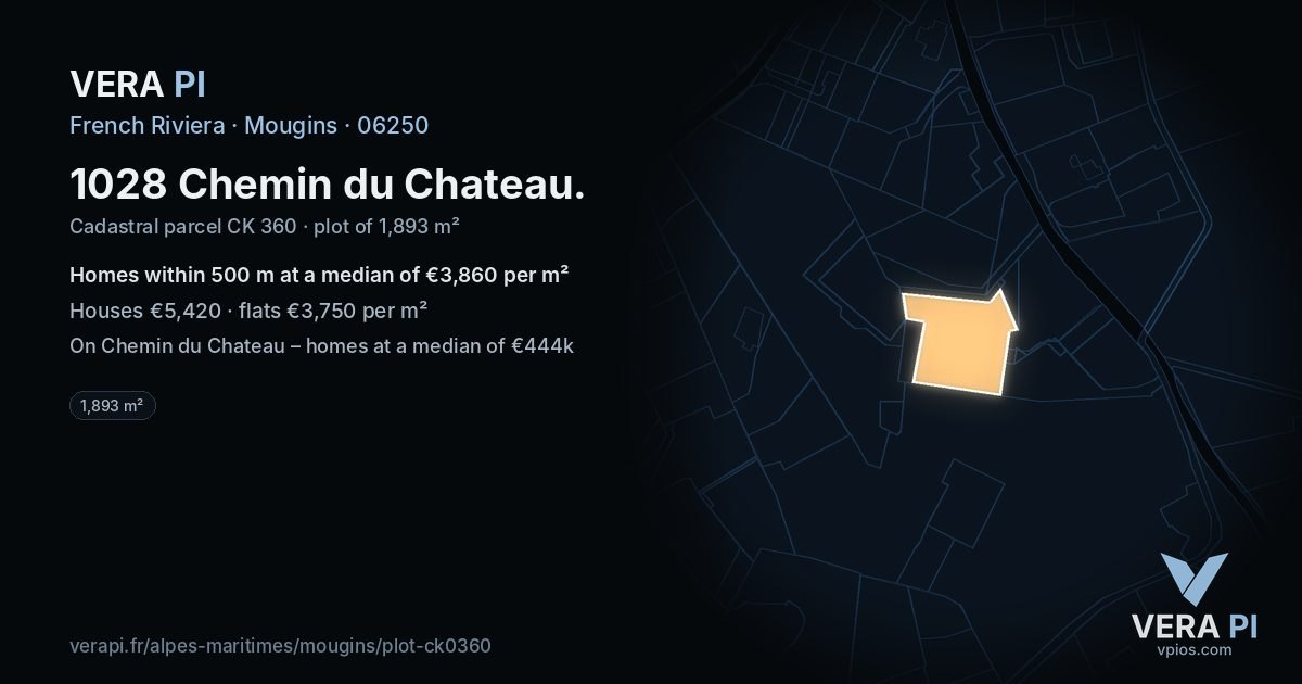1028 Chemin du Chateau, Mougins at night – the plot lit, the parcels around coloured by the prices near them