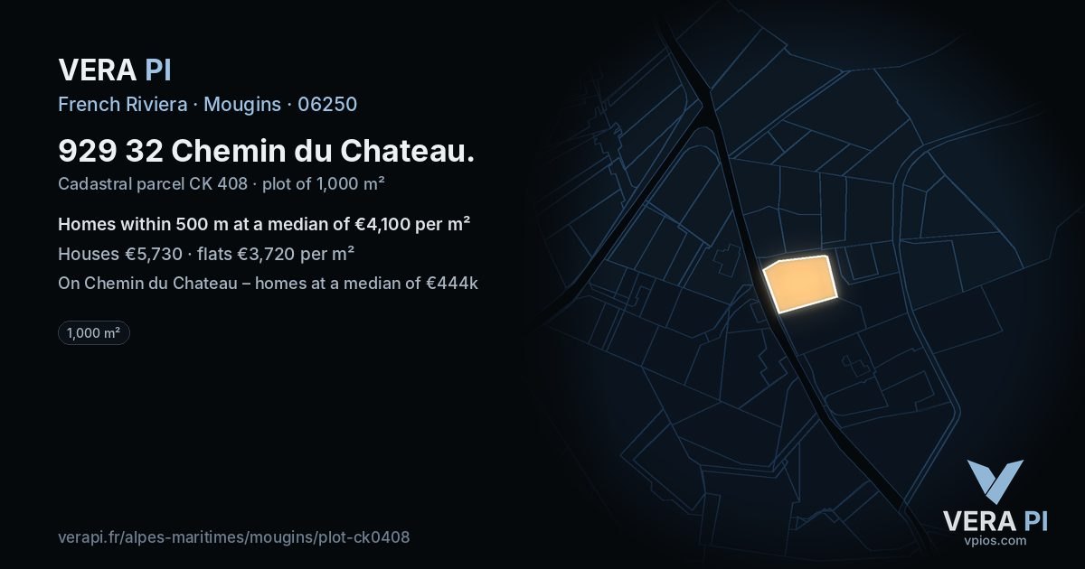 929 32 Chemin du Chateau, Mougins at night – the plot lit, the parcels around coloured by the prices near them