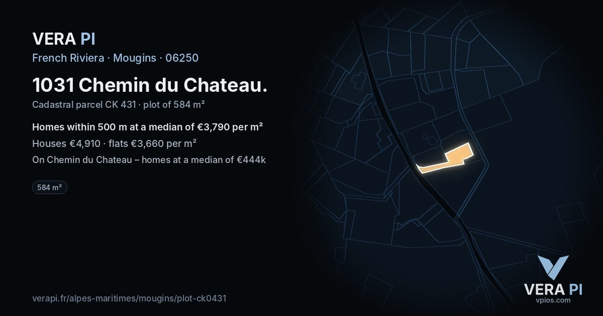 1031 Chemin du Chateau, Mougins at night – the plot lit, the parcels around coloured by the prices near them