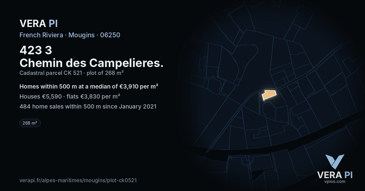 423 3 Chemin des Campelieres, Mougins at night – the plot lit, the parcels around coloured by the prices near them