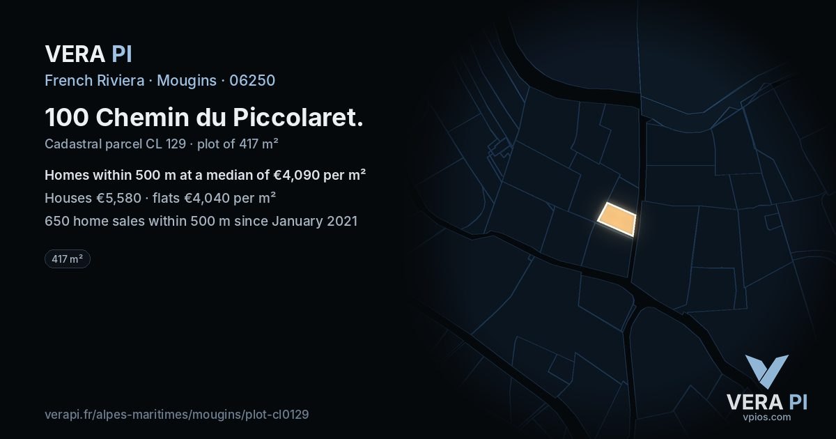 100 Chemin du Piccolaret, Mougins at night – the plot lit, the parcels around coloured by the prices near them