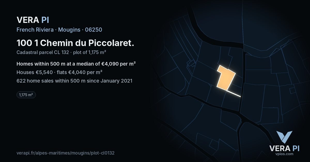 100 1 Chemin du Piccolaret, Mougins at night – the plot lit, the parcels around coloured by the prices near them