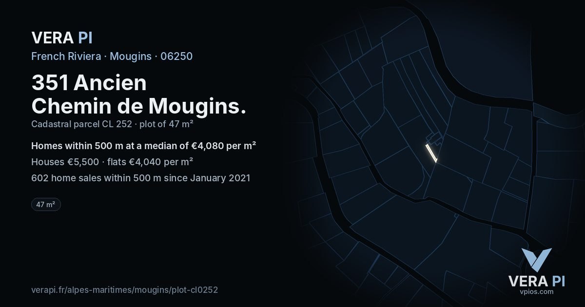 351 Ancien Chemin de Mougins, Mougins at night – the plot lit, the parcels around coloured by the prices near them