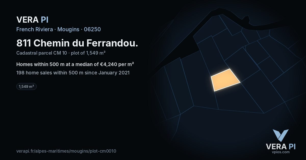 811 Chemin du Ferrandou, Mougins at night – the plot lit, the parcels around coloured by the prices near them