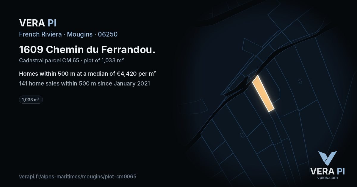 1609 Chemin du Ferrandou, Mougins at night – the plot lit, the parcels around coloured by the prices near them