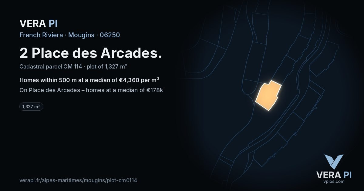 2 Place des Arcades, Mougins at night – the plot lit, the parcels around coloured by the prices near them