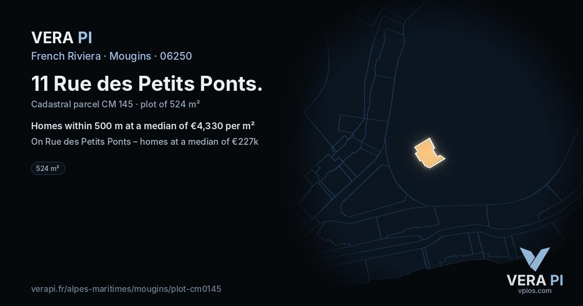 11 Rue des Petits Ponts, Mougins at night – the plot lit, the parcels around coloured by the prices near them