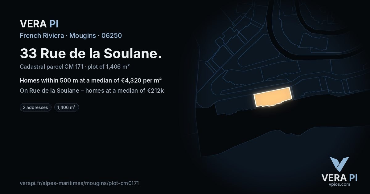 33 Rue de la Soulane, Mougins at night – the plot lit, the parcels around coloured by the prices near them