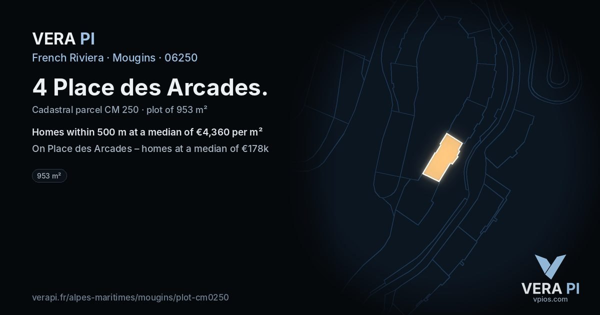 4 Place des Arcades, Mougins at night – the plot lit, the parcels around coloured by the prices near them
