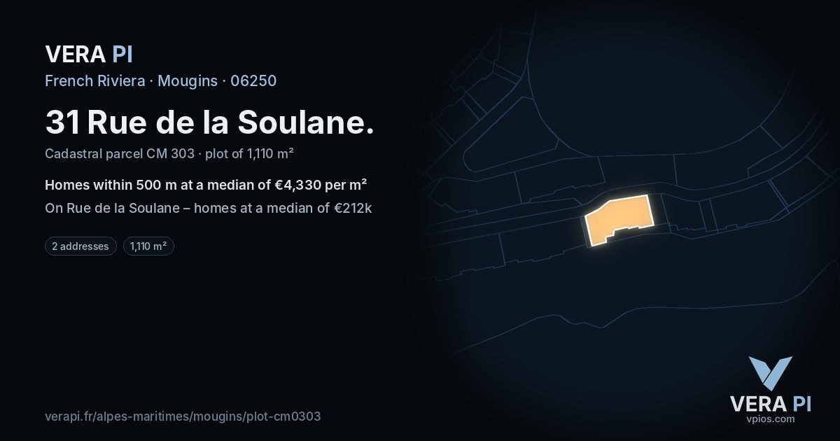 31 Rue de la Soulane, Mougins at night – the plot lit, the parcels around coloured by the prices near them