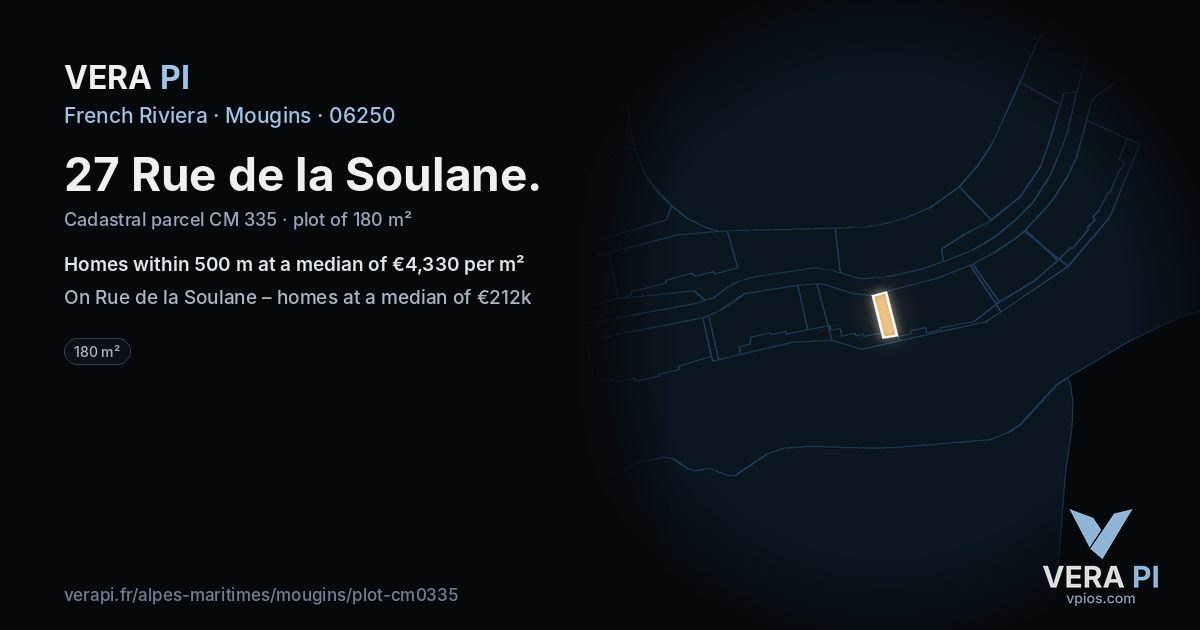 27 Rue de la Soulane, Mougins at night – the plot lit, the parcels around coloured by the prices near them