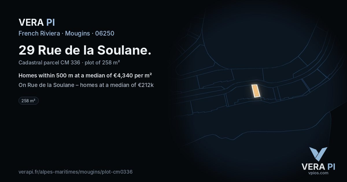 29 Rue de la Soulane, Mougins at night – the plot lit, the parcels around coloured by the prices near them