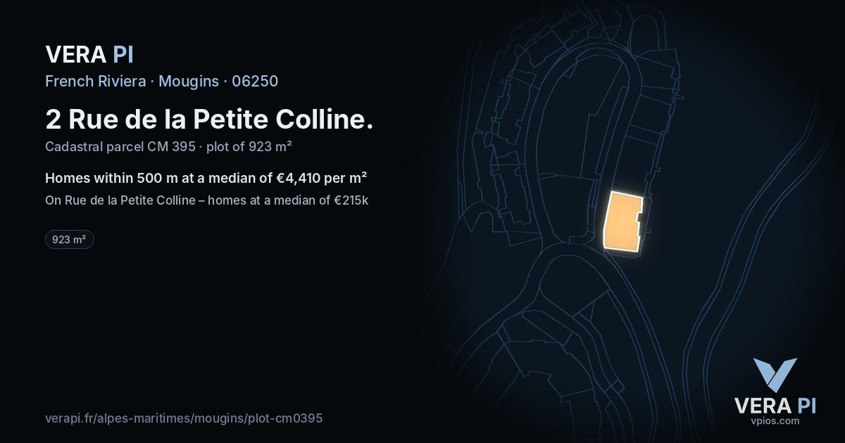 2 Rue de la Petite Colline, Mougins at night – the plot lit, the parcels around coloured by the prices near them