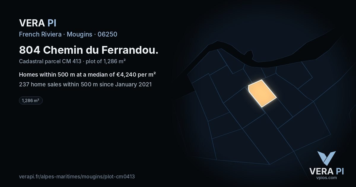 804 Chemin du Ferrandou, Mougins at night – the plot lit, the parcels around coloured by the prices near them