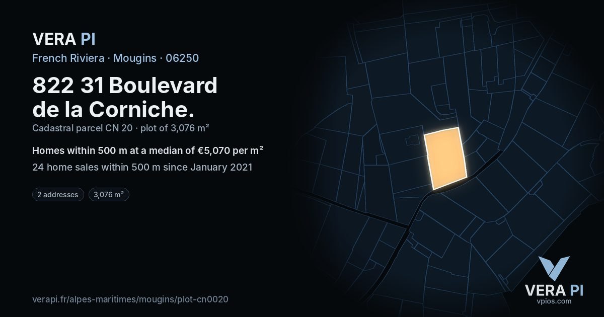 822 31 Boulevard de la Corniche, Mougins at night – the plot lit, the parcels around coloured by the prices near them