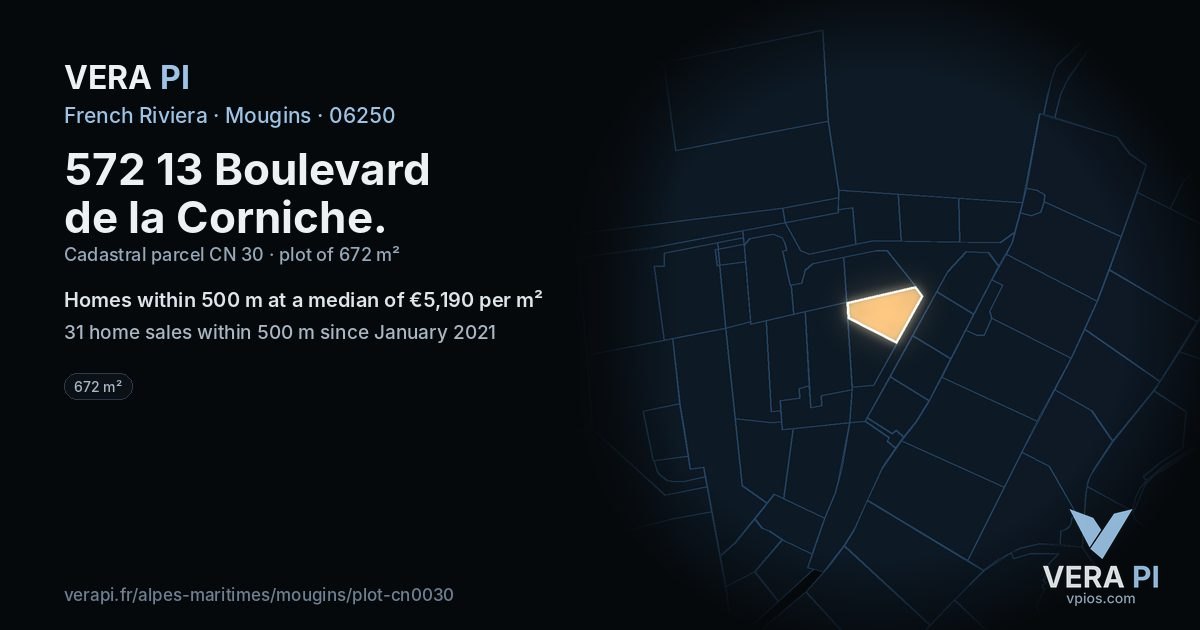 572 13 Boulevard de la Corniche, Mougins at night – the plot lit, the parcels around coloured by the prices near them