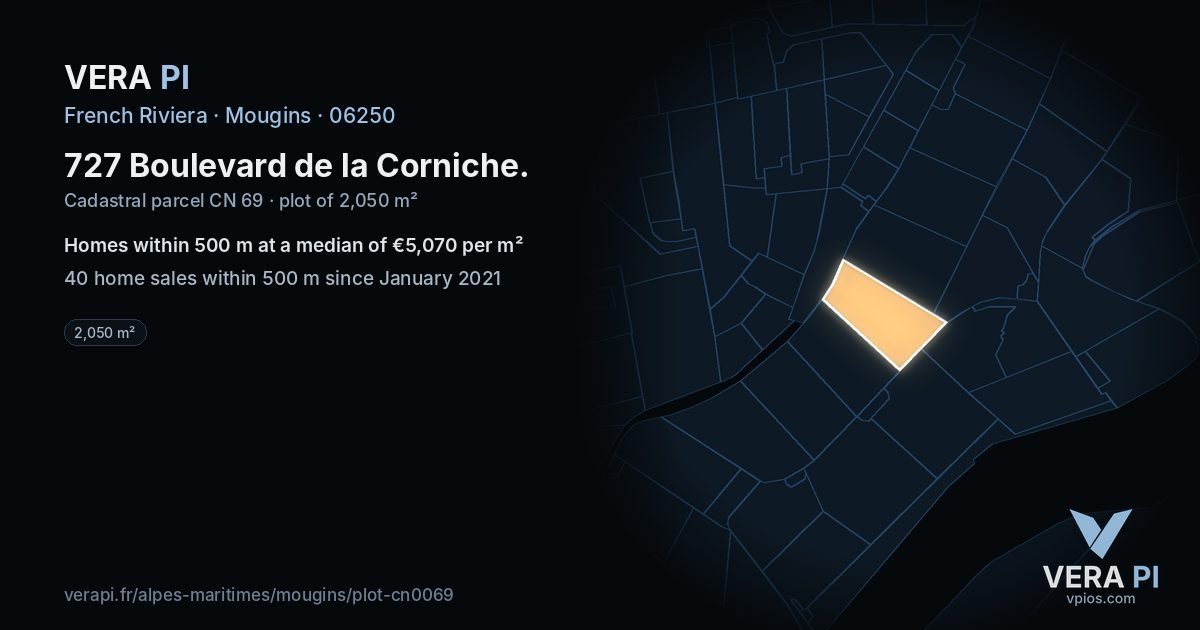 727 Boulevard de la Corniche, Mougins at night – the plot lit, the parcels around coloured by the prices near them