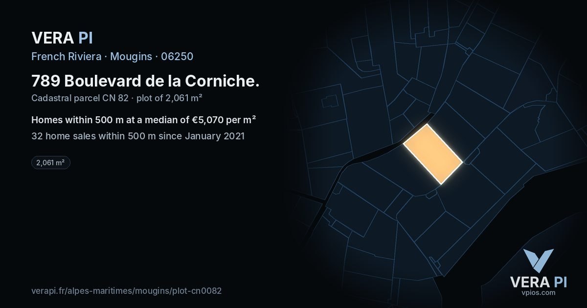 789 Boulevard de la Corniche, Mougins at night – the plot lit, the parcels around coloured by the prices near them
