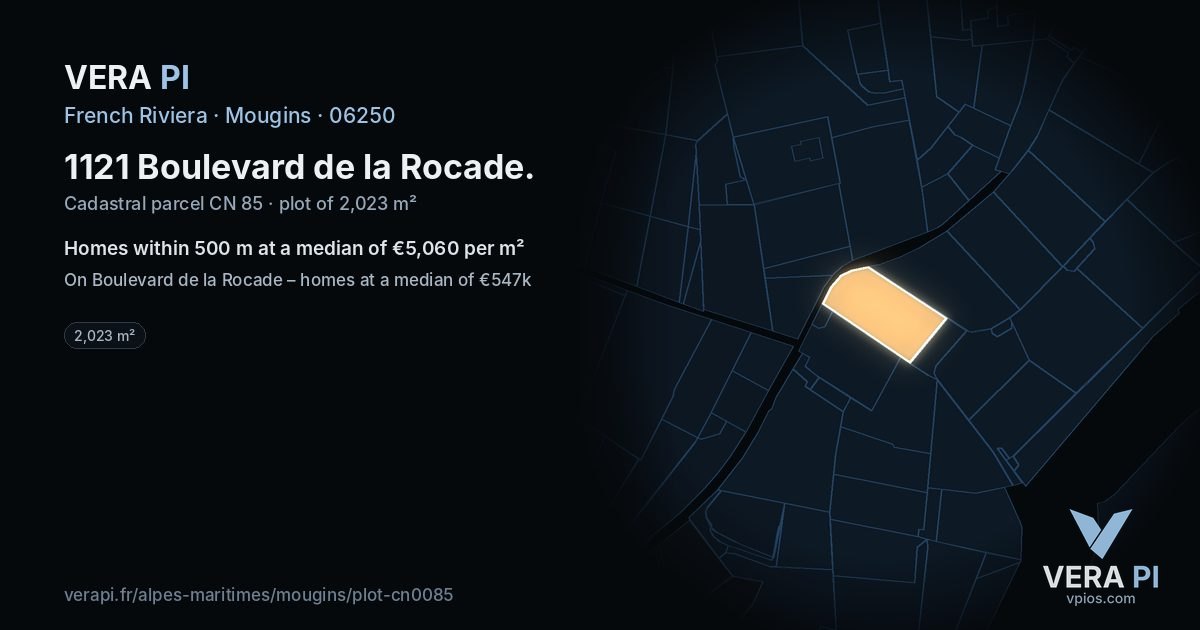 1121 Boulevard de la Rocade, Mougins at night – the plot lit, the parcels around coloured by the prices near them