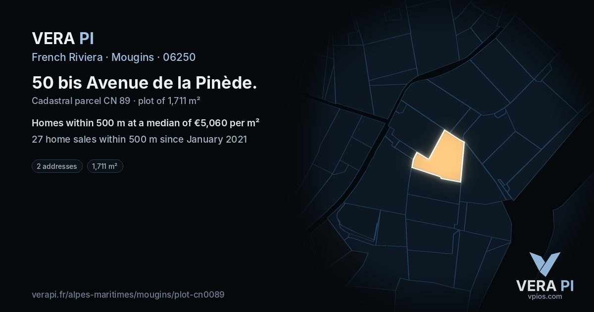 50 bis Avenue de la Pinède, Mougins at night – the plot lit, the parcels around coloured by the prices near them