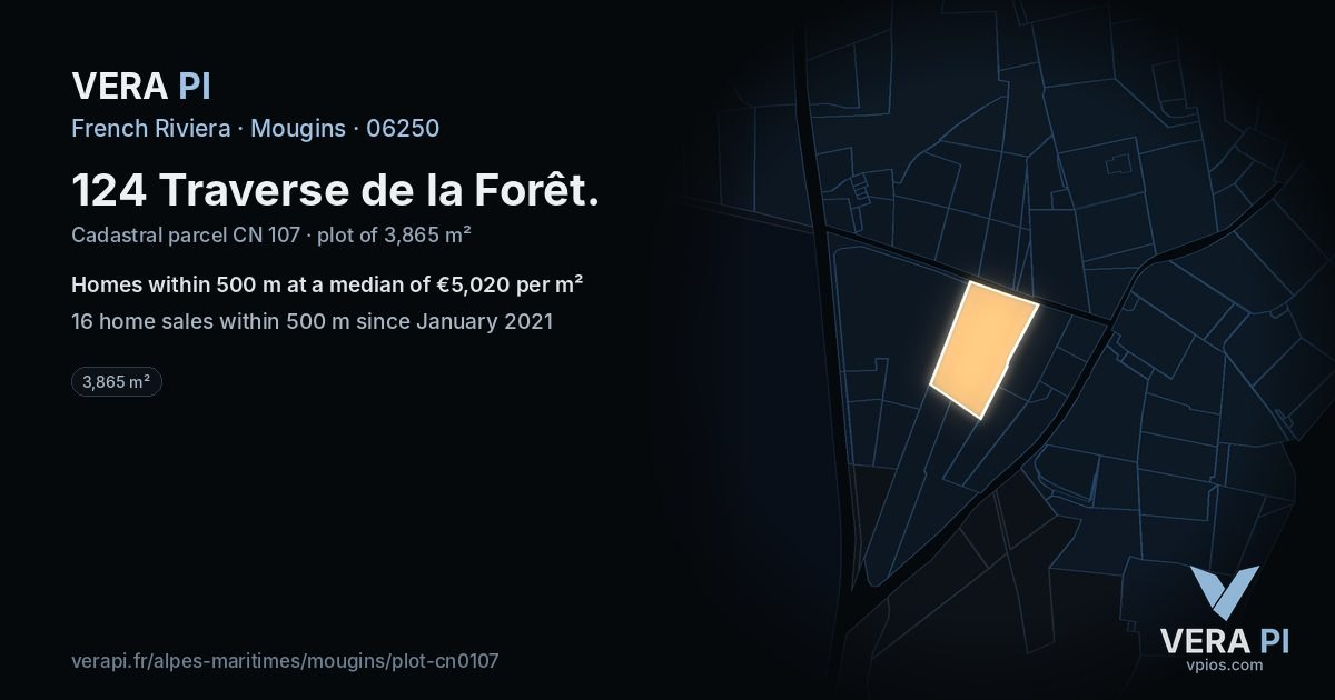 124 Traverse de la Forêt, Mougins at night – the plot lit, the parcels around coloured by the prices near them