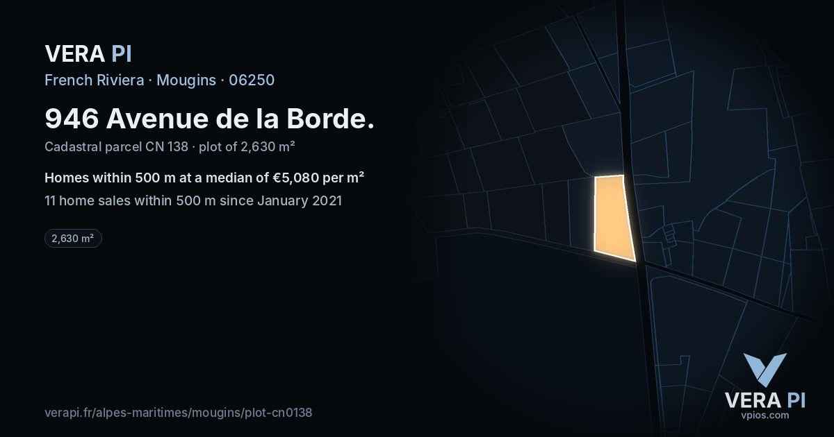 946 Avenue de la Borde, Mougins at night – the plot lit, the parcels around coloured by the prices near them