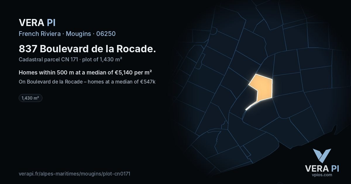 837 Boulevard de la Rocade, Mougins at night – the plot lit, the parcels around coloured by the prices near them
