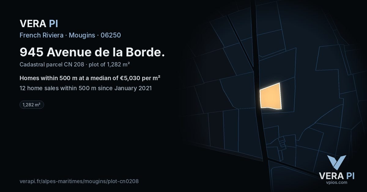 945 Avenue de la Borde, Mougins at night – the plot lit, the parcels around coloured by the prices near them