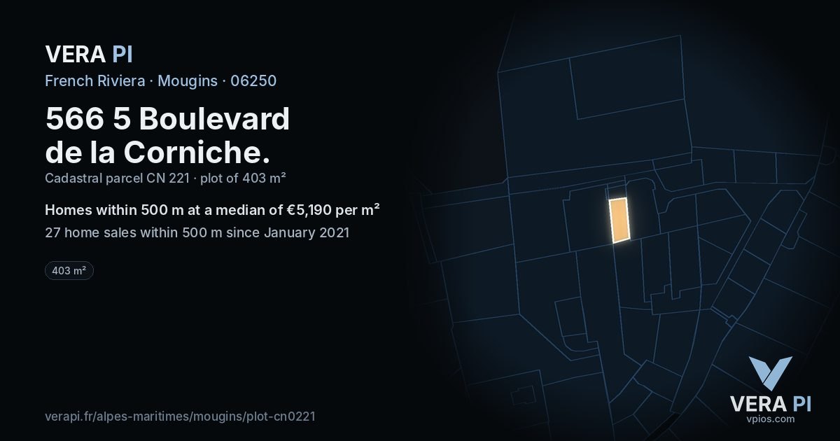 566 5 Boulevard de la Corniche, Mougins at night – the plot lit, the parcels around coloured by the prices near them
