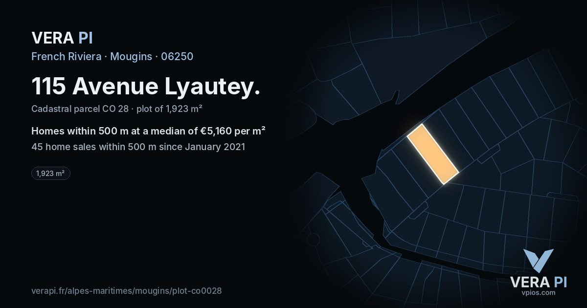 115 Avenue Lyautey, Mougins at night – the plot lit, the parcels around coloured by the prices near them
