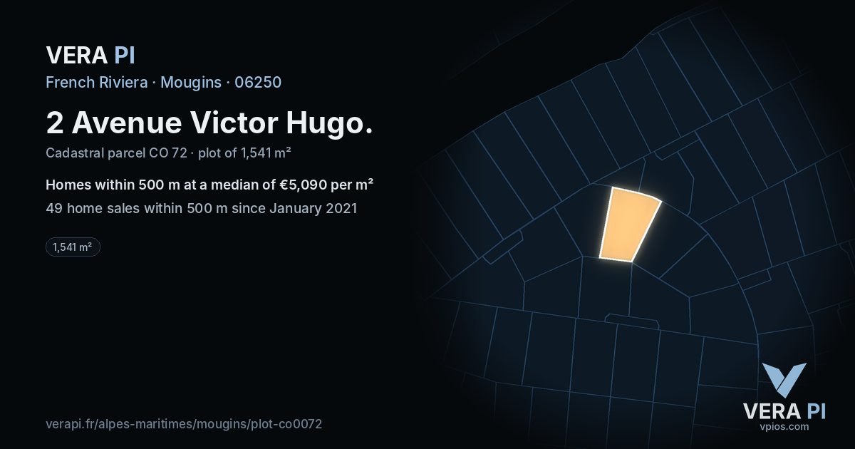 2 Avenue Victor Hugo, Mougins at night – the plot lit, the parcels around coloured by the prices near them