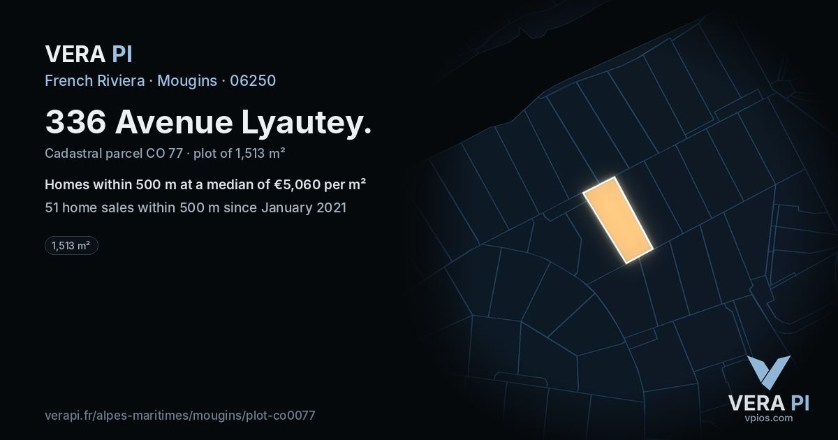 336 Avenue Lyautey, Mougins at night – the plot lit, the parcels around coloured by the prices near them